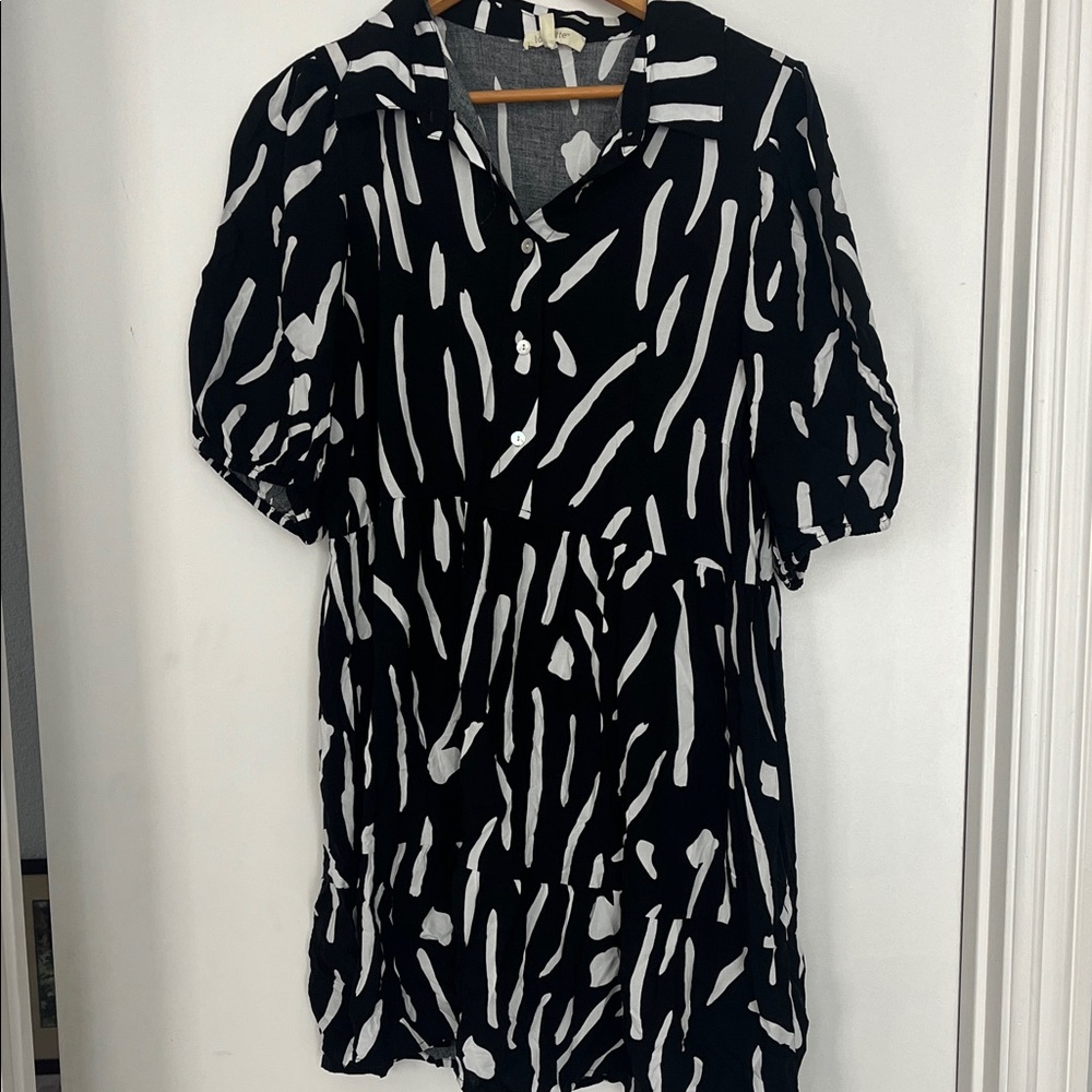 Loralette Black and White Patterned Dress